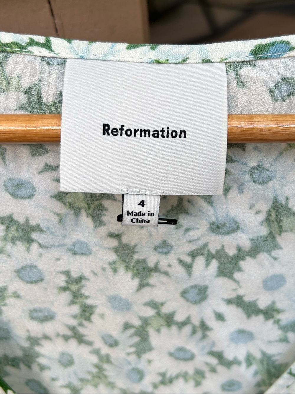 Reformation Miri Floral Tie-Front Tank Top In Daisy Meadow - Picture 5 of 8